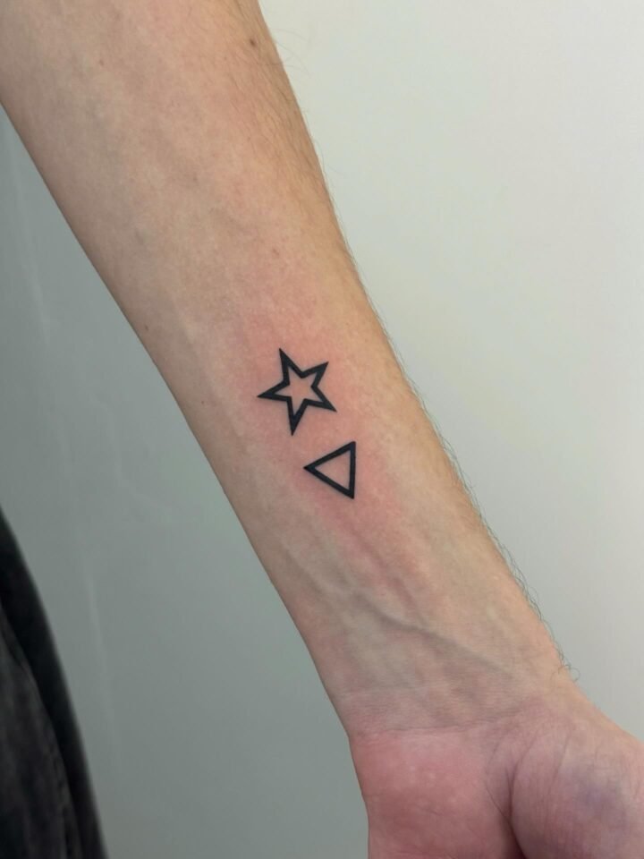 A star for unforgettable nights.  
 Visit 𝑉𝐷𝐾 𝐷𝑎𝑛𝑎𝑛𝑔 𝑇𝑎𝑡𝑡𝑜𝑜 𝐾𝑜𝑟𝑒𝑎 to turn your s…