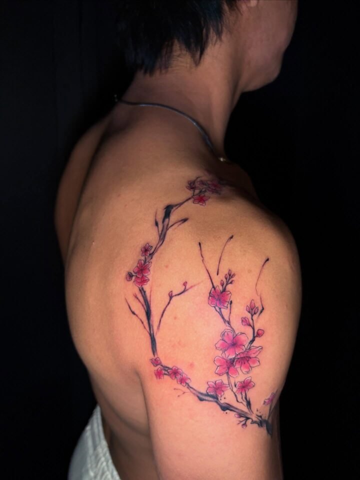 Qué tal amigos les comparto este bonito tatuaje diseño personalizado de rama de …