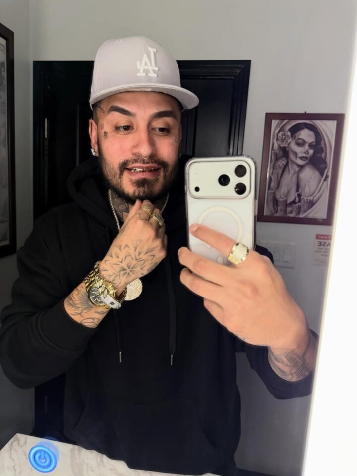 Alv con los que no aportan nada! Gracias dios por el entorno que tengo! Y por to…