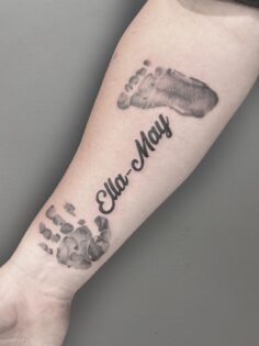 A nice and simple one, straightforward but meaningful 

#inked #bishoprotary #wj…