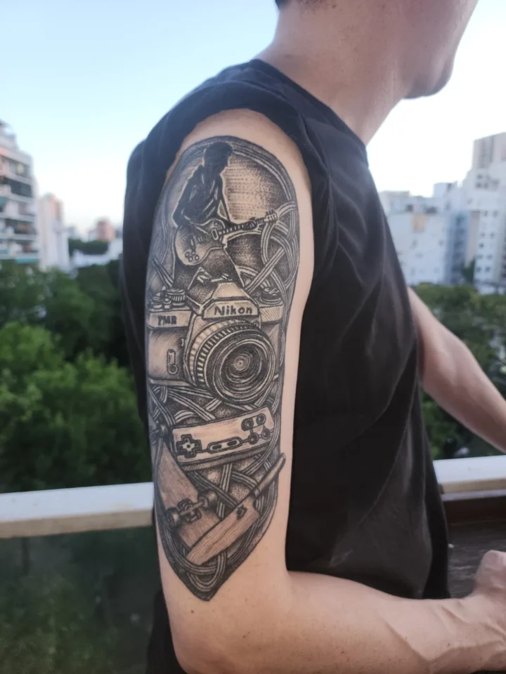 Diseño personalizado 

Cliente feliz  
@leosaran
#tattoo
#tattoobuenosaires 
#ca…